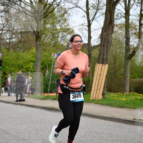 12.04.2026 - 45. Internationalen Wilhelmsburger Insellauf J. Mangold http://msf.ph/oto/9518732 12.04.2026 13:25:20 Ziel 2848, 2258, 2257, 2718, 5152, 5757, 3649, 4604, 4790, 2717, 4431, 3023, 3024 meine-sportfotos.de