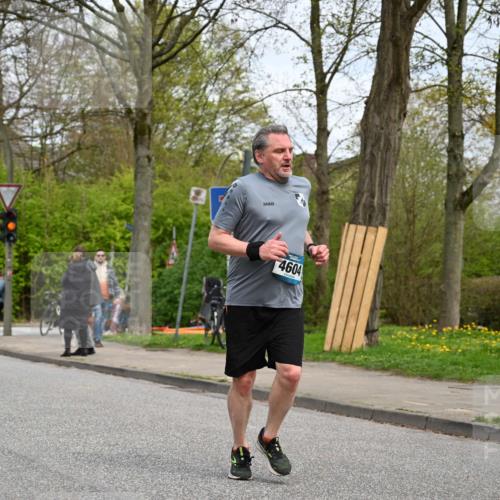 12.04.2026 - 45. Internationalen Wilhelmsburger Insellauf J. Mangold http://msf.ph/oto/9518756 12.04.2026 13:25:25 Ziel 2848, 2258, 2257, 2718, 5152, 5757, 5757, 3649, 4604, 4790, 2717, 4431, 3023, 3024, 2881 meine-sportfotos.de