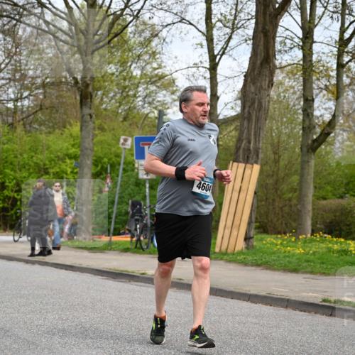 12.04.2026 - 45. Internationalen Wilhelmsburger Insellauf J. Mangold http://msf.ph/oto/9518757 12.04.2026 13:25:25 Ziel 2848, 2258, 2257, 2718, 5152, 5757, 5757, 3649, 4604, 4790, 2717, 4431, 3023, 3024, 2881 meine-sportfotos.de