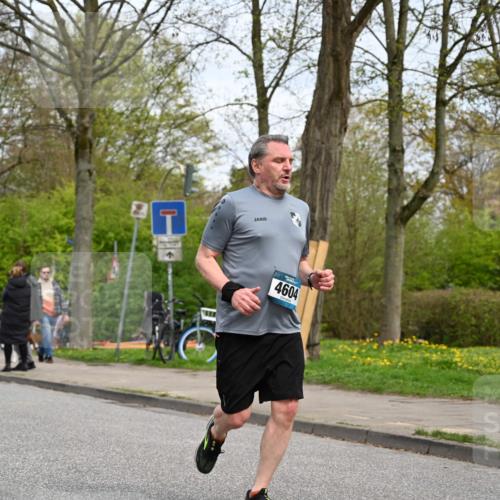 12.04.2026 - 45. Internationalen Wilhelmsburger Insellauf J. Mangold http://msf.ph/oto/9518759 12.04.2026 13:25:25 Ziel 2848, 2258, 2257, 2718, 5152, 5757, 5757, 3649, 4604, 4790, 2717, 4431, 3023, 3024, 2881 meine-sportfotos.de