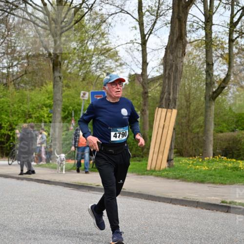 12.04.2026 - 45. Internationalen Wilhelmsburger Insellauf J. Mangold http://msf.ph/oto/9518771 12.04.2026 13:25:28 Ziel 2848, 2258, 2257, 2718, 5152, 5757, 3649, 3649, 4604, 4790, 2717, 4431, 3023, 3024, 2881, 4064, 4684 meine-sportfotos.de