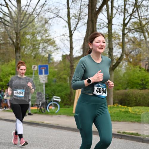 12.04.2026 - 45. Internationalen Wilhelmsburger Insellauf J. Mangold http://msf.ph/oto/9518813 12.04.2026 13:25:39 Ziel 2718, 5152, 5757, 3649, 4604, 4790, 2717, 4431, 3023, 3024, 2881, 4064, 4684, 2298, 4839, 4840, 4774 meine-sportfotos.de