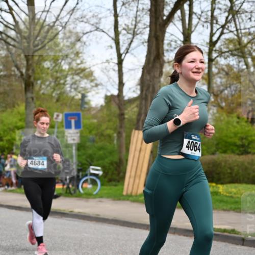 12.04.2026 - 45. Internationalen Wilhelmsburger Insellauf J. Mangold http://msf.ph/oto/9518814 12.04.2026 13:25:39 Ziel 2718, 5152, 5757, 3649, 4604, 4790, 2717, 4431, 3023, 3024, 2881, 4064, 4684, 2298, 4839, 4840, 4774 meine-sportfotos.de