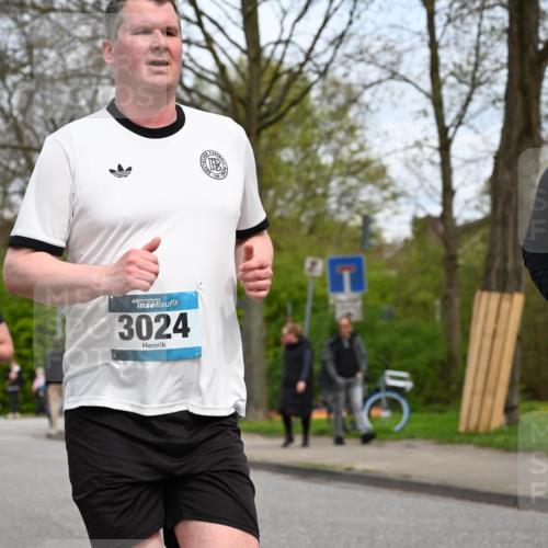 12.04.2026 - 45. Internationalen Wilhelmsburger Insellauf J. Mangold http://msf.ph/oto/9518826 12.04.2026 13:25:40 Ziel 5152, 5757, 3649, 4604, 4790, 2717, 4431, 3023, 3024, 2881, 4064, 4684, 2298, 4839, 4840, 4774, 4881 meine-sportfotos.de