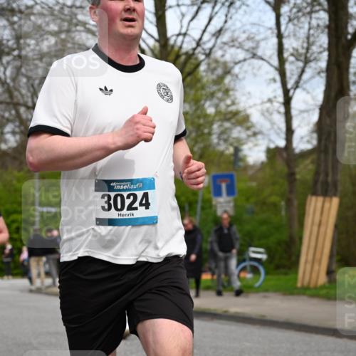 12.04.2026 - 45. Internationalen Wilhelmsburger Insellauf J. Mangold http://msf.ph/oto/9518827 12.04.2026 13:25:40 Ziel 5152, 5757, 3649, 4604, 4790, 2717, 4431, 3023, 3024, 2881, 4064, 4684, 2298, 4839, 4840, 4774, 4881 meine-sportfotos.de