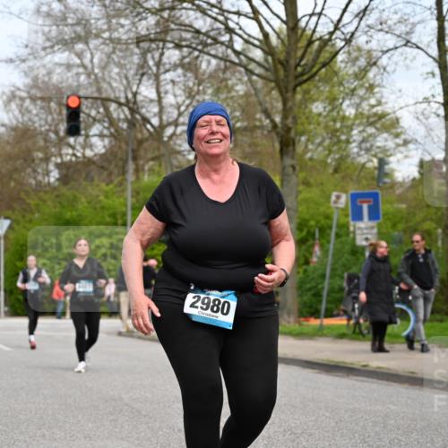 12.04.2026 - 45. Internationalen Wilhelmsburger Insellauf J. Mangold http://msf.ph/oto/9518836 12.04.2026 13:25:42 Ziel 5152, 5757, 3649, 4604, 4790, 2717, 4431, 3023, 3023, 3024, 2881, 4064, 4684, 2298, 4839, 4840, 4774, 4881, 4049 meine-sportfotos.de