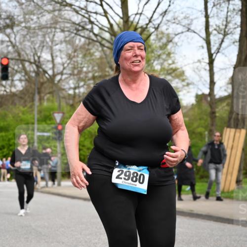 12.04.2026 - 45. Internationalen Wilhelmsburger Insellauf J. Mangold http://msf.ph/oto/9518845 12.04.2026 13:25:43 Ziel 5152, 5757, 3649, 4604, 4790, 2717, 4431, 3023, 3024, 3024, 2881, 4064, 4684, 2298, 2298, 4839, 4840, 4774, 4881, 4049 meine-sportfotos.de