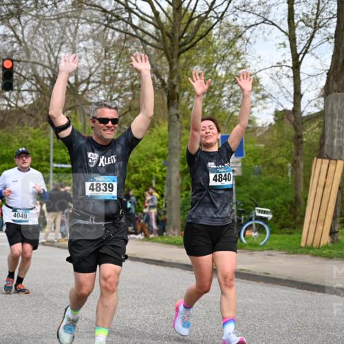12.04.2026 - 45. Internationalen Wilhelmsburger Insellauf J. Mangold http://msf.ph/oto/9518849 12.04.2026 13:25:52 Ziel 3649, 4604, 4790, 2717, 4431, 3023, 3024, 2881, 4064, 4684, 2298, 4839, 4840, 4774, 4881, 4881, 4049, 4411 meine-sportfotos.de