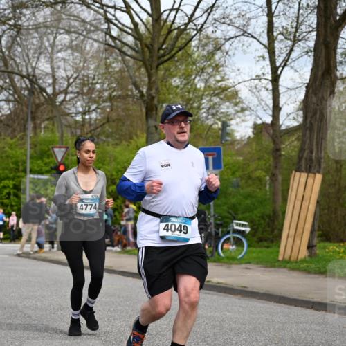 12.04.2026 - 45. Internationalen Wilhelmsburger Insellauf J. Mangold http://msf.ph/oto/9518867 12.04.2026 13:25:54 Ziel 4604, 4790, 2717, 4431, 3023, 3024, 2881, 4064, 4684, 2298, 4839, 4840, 4774, 4881, 4049, 4049, 4411, 5206, 2360, 5245 meine-sportfotos.de