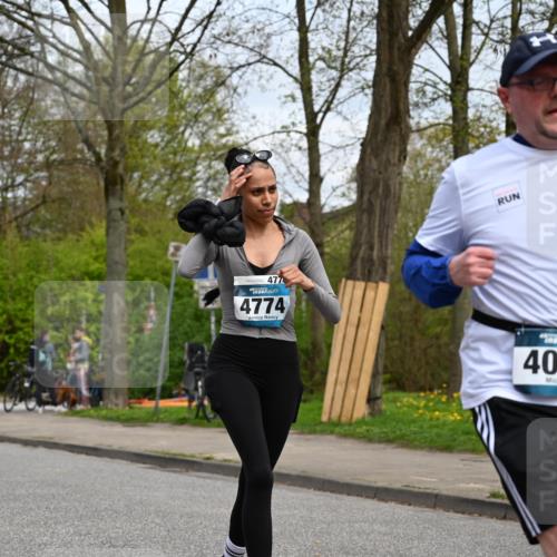12.04.2026 - 45. Internationalen Wilhelmsburger Insellauf J. Mangold http://msf.ph/oto/9518878 12.04.2026 13:25:55 Ziel 4604, 4790, 2717, 4431, 3023, 3024, 2881, 4064, 4684, 2298, 2298, 4839, 4840, 4774, 4881, 4049, 4411, 5206, 2360, 5245, 2933, 2359 meine-sportfotos.de
