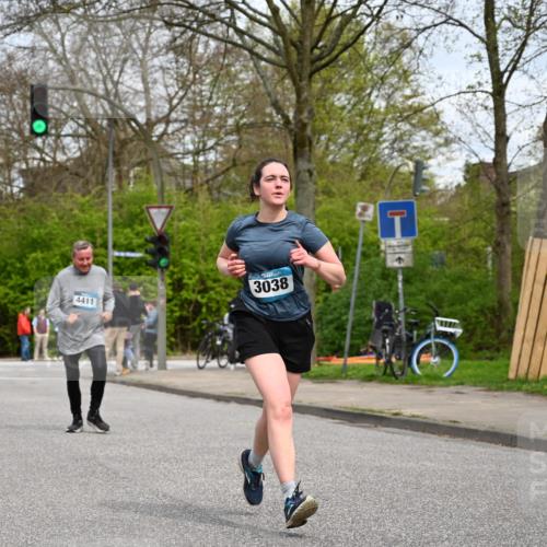 12.04.2026 - 45. Internationalen Wilhelmsburger Insellauf J. Mangold http://msf.ph/oto/9518895 12.04.2026 13:26:00 Ziel 4431, 3023, 3024, 2881, 4064, 4684, 2298, 4839, 4840, 4774, 4774, 4881, 4049, 4411, 5206, 2360, 5245, 2933, 2359, 4124, 2980, 3640 meine-sportfotos.de