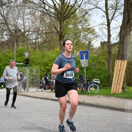 12.04.2026 - 45. Internationalen Wilhelmsburger Insellauf J. Mangold http://msf.ph/oto/9518898 12.04.2026 13:26:00 Ziel 4431, 3023, 3024, 2881, 4064, 4684, 2298, 4839, 4840, 4774, 4774, 4881, 4049, 4411, 5206, 2360, 5245, 2933, 2359, 4124, 2980, 3640 meine-sportfotos.de