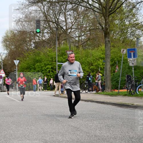 12.04.2026 - 45. Internationalen Wilhelmsburger Insellauf J. Mangold http://msf.ph/oto/9518902 12.04.2026 13:26:01 Ziel 4431, 3023, 3024, 2881, 4064, 4684, 2298, 4839, 4840, 4774, 4881, 4049, 4411, 5206, 2360, 5245, 2933, 2359, 4124, 2980, 3640 meine-sportfotos.de