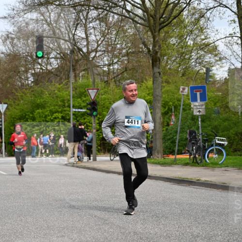 12.04.2026 - 45. Internationalen Wilhelmsburger Insellauf J. Mangold http://msf.ph/oto/9518911 12.04.2026 13:26:02 Ziel 4431, 3023, 3024, 2881, 4064, 4684, 2298, 4839, 4840, 4774, 4881, 4049, 4411, 4411, 5206, 2360, 5245, 2933, 2359, 4124, 2980, 3640 meine-sportfotos.de