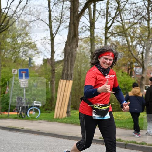 12.04.2026 - 45. Internationalen Wilhelmsburger Insellauf J. Mangold http://msf.ph/oto/9518915 12.04.2026 13:26:09 Ziel 2881, 4064, 4684, 2298, 4839, 4840, 4774, 4881, 4049, 4411, 5206, 2360, 5245, 2933, 2359, 4124, 2980, 3640 meine-sportfotos.de