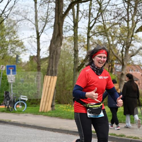 12.04.2026 - 45. Internationalen Wilhelmsburger Insellauf J. Mangold http://msf.ph/oto/9518916 12.04.2026 13:26:09 Ziel 2881, 4064, 4684, 2298, 4839, 4840, 4774, 4881, 4049, 4411, 5206, 2360, 5245, 2933, 2359, 4124, 2980, 3640 meine-sportfotos.de