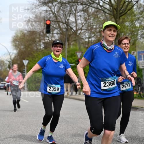 12.04.2026 - 45. Internationalen Wilhelmsburger Insellauf J. Mangold http://msf.ph/oto/9518946 12.04.2026 13:26:13 Ziel 4064, 4684, 2298, 4839, 4840, 4774, 4881, 4049, 4411, 5206, 2360, 5245, 2933, 2359, 4124, 2980, 3640 meine-sportfotos.de
