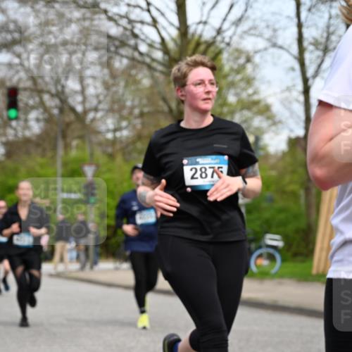 12.04.2026 - 45. Internationalen Wilhelmsburger Insellauf J. Mangold http://msf.ph/oto/9519198 12.04.2026 13:27:26 Ziel 3960, 3955, 4900, 2944, 2945, 5222, 3215, 2756, 2180, 3132, 2875, 3938, 3937, 4222, 4221, 4575, 4574 meine-sportfotos.de