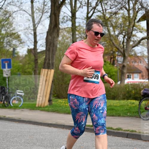 12.04.2026 - 45. Internationalen Wilhelmsburger Insellauf J. Mangold http://msf.ph/oto/9519277 12.04.2026 13:28:18 Ziel 5695, 3800, 2630, 5520, 5509, 5509, 4316, 3564, 3483, 4471 meine-sportfotos.de