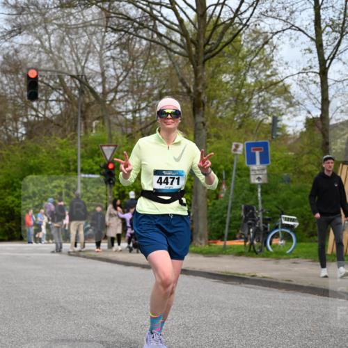 12.04.2026 - 45. Internationalen Wilhelmsburger Insellauf J. Mangold http://msf.ph/oto/9519322 12.04.2026 13:28:30 Ziel 3800, 2630, 5520, 5509, 5509, 4316, 3564, 3483, 4471, 4303, 4302, 4304 meine-sportfotos.de