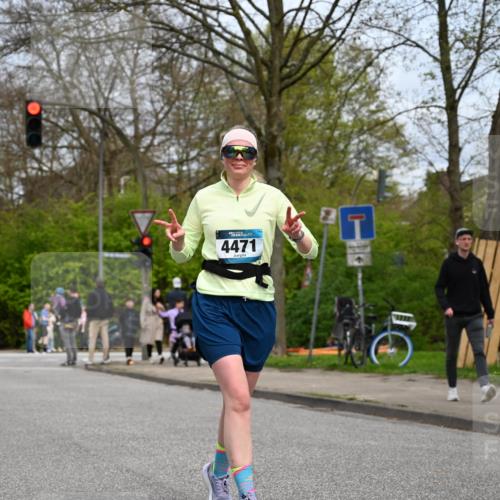 12.04.2026 - 45. Internationalen Wilhelmsburger Insellauf J. Mangold http://msf.ph/oto/9519323 12.04.2026 13:28:30 Ziel 3800, 2630, 5520, 5509, 5509, 4316, 3564, 3483, 4471, 4303, 4302, 4304 meine-sportfotos.de