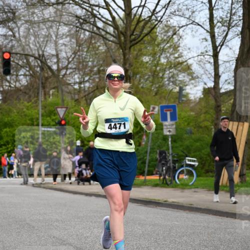 12.04.2026 - 45. Internationalen Wilhelmsburger Insellauf J. Mangold http://msf.ph/oto/9519324 12.04.2026 13:28:30 Ziel 3800, 2630, 5520, 5509, 5509, 4316, 3564, 3483, 4471, 4303, 4302, 4304 meine-sportfotos.de