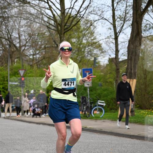 12.04.2026 - 45. Internationalen Wilhelmsburger Insellauf J. Mangold http://msf.ph/oto/9519326 12.04.2026 13:28:30 Ziel 3800, 2630, 5520, 5509, 5509, 4316, 3564, 3483, 4471, 4303, 4302, 4304 meine-sportfotos.de