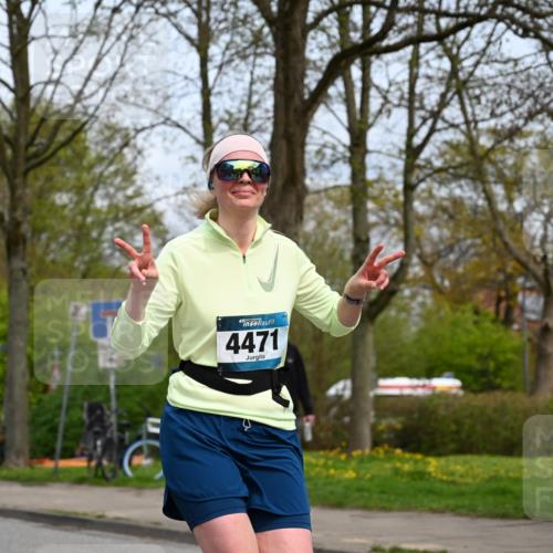 12.04.2026 - 45. Internationalen Wilhelmsburger Insellauf J. Mangold http://msf.ph/oto/9519334 12.04.2026 13:28:31 Ziel 3800, 2630, 5520, 5509, 4316, 3564, 3483, 4471, 4303, 4302, 4304 meine-sportfotos.de