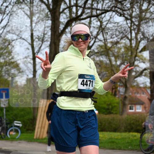 12.04.2026 - 45. Internationalen Wilhelmsburger Insellauf J. Mangold http://msf.ph/oto/9519337 12.04.2026 13:28:31 Ziel 3800, 2630, 5520, 5509, 4316, 3564, 3483, 4471, 4303, 4302, 4304 meine-sportfotos.de