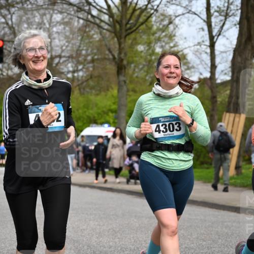 12.04.2026 - 45. Internationalen Wilhelmsburger Insellauf J. Mangold http://msf.ph/oto/9519352 12.04.2026 13:28:37 Ziel 2630, 5520, 5509, 4316, 3564, 3483, 3483, 4471, 4303, 4302, 4304, 4451 meine-sportfotos.de