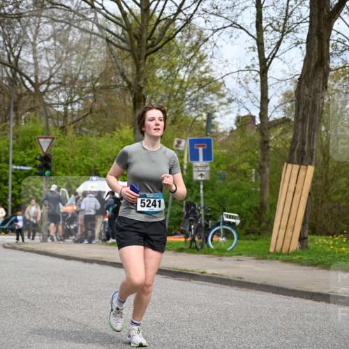 12.04.2026 - 45. Internationalen Wilhelmsburger Insellauf J. Mangold http://msf.ph/oto/9519458 12.04.2026 13:29:52 Ziel 3648, 3547, 3548, 2131, 5241, 3981, 3981, 2514 meine-sportfotos.de