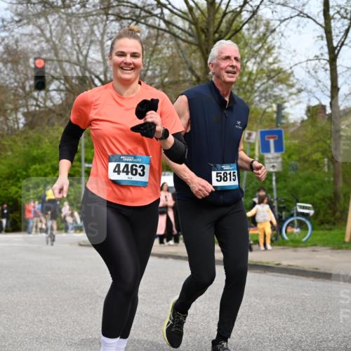 12.04.2026 - 45. Internationalen Wilhelmsburger Insellauf J. Mangold http://msf.ph/oto/9519573 12.04.2026 13:30:22 Ziel 5241, 3981, 2514, 2515, 4324, 4429, 2003, 4456, 4463, 5815 meine-sportfotos.de