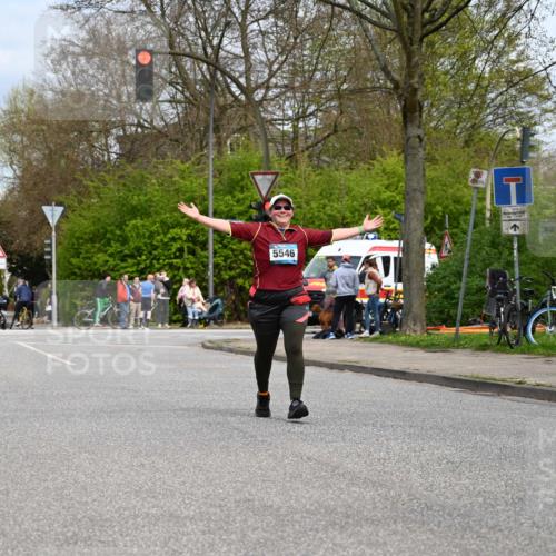 12.04.2026 - 45. Internationalen Wilhelmsburger Insellauf J. Mangold http://msf.ph/oto/9519584 12.04.2026 13:30:43 Ziel 4324, 4429, 2003, 4456, 4463, 5815, 5546, 5745, 2494 meine-sportfotos.de