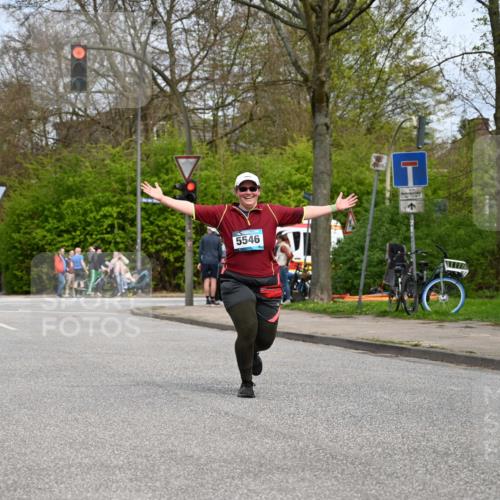 12.04.2026 - 45. Internationalen Wilhelmsburger Insellauf J. Mangold http://msf.ph/oto/9519591 12.04.2026 13:30:44 Ziel 4324, 4429, 2003, 4456, 4463, 5815, 5546, 5745, 2494 meine-sportfotos.de