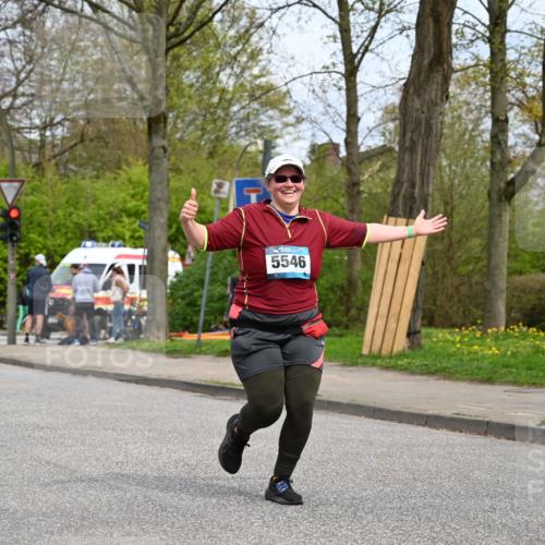 12.04.2026 - 45. Internationalen Wilhelmsburger Insellauf J. Mangold http://msf.ph/oto/9519605 12.04.2026 13:30:45 Ziel 4324, 4429, 2003, 4456, 4463, 5815, 5546, 5745, 2494 meine-sportfotos.de