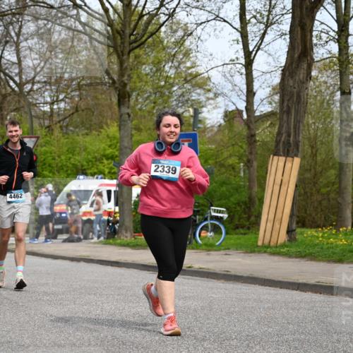 12.04.2026 - 45. Internationalen Wilhelmsburger Insellauf J. Mangold http://msf.ph/oto/9519711 12.04.2026 13:31:50 Ziel 2184, 2079, 2792, 3632, 3628, 3632, 3628, 2587, 2339, 4462, 4462, 4065, 3231 meine-sportfotos.de