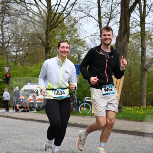 12.04.2026 - 45. Internationalen Wilhelmsburger Insellauf J. Mangold http://msf.ph/oto/9519732 12.04.2026 13:31:53 Ziel 2184, 2079, 2792, 3632, 3628, 2587, 2339, 4462, 4065, 3231, 2397 meine-sportfotos.de