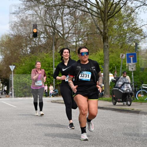 12.04.2026 - 45. Internationalen Wilhelmsburger Insellauf J. Mangold http://msf.ph/oto/9519765 12.04.2026 13:32:08 Ziel 2792, 3632, 3628, 2587, 2339, 4462, 4065, 3231, 2397, 3684, 2909 meine-sportfotos.de