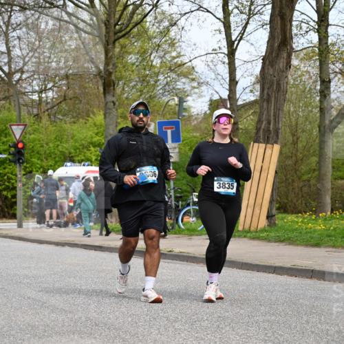 12.04.2026 - 45. Internationalen Wilhelmsburger Insellauf J. Mangold http://msf.ph/oto/9519799 12.04.2026 13:32:32 Ziel 4065, 3231, 2397, 3684, 2909, 3836, 5224 meine-sportfotos.de