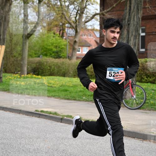 12.04.2026 - 45. Internationalen Wilhelmsburger Insellauf J. Mangold http://msf.ph/oto/9519870 12.04.2026 13:32:58 Ziel 3836, 5224, 3980, 5715, 3530 meine-sportfotos.de
