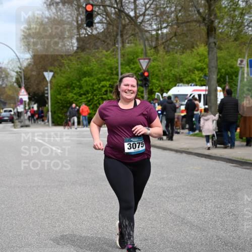 12.04.2026 - 45. Internationalen Wilhelmsburger Insellauf J. Mangold http://msf.ph/oto/9519910 12.04.2026 13:34:05 Ziel 3409, 3075 meine-sportfotos.de