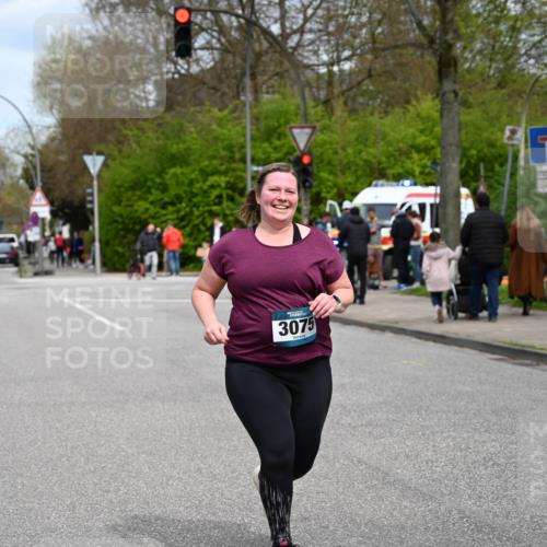 12.04.2026 - 45. Internationalen Wilhelmsburger Insellauf J. Mangold http://msf.ph/oto/9519911 12.04.2026 13:34:05 Ziel 3409, 3075 meine-sportfotos.de