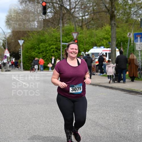12.04.2026 - 45. Internationalen Wilhelmsburger Insellauf J. Mangold http://msf.ph/oto/9519912 12.04.2026 13:34:05 Ziel 3409, 3075 meine-sportfotos.de