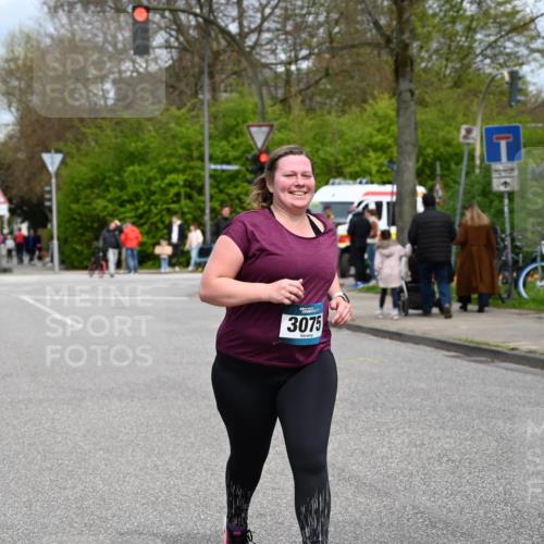 12.04.2026 - 45. Internationalen Wilhelmsburger Insellauf J. Mangold http://msf.ph/oto/9519914 12.04.2026 13:34:05 Ziel 3409, 3075 meine-sportfotos.de