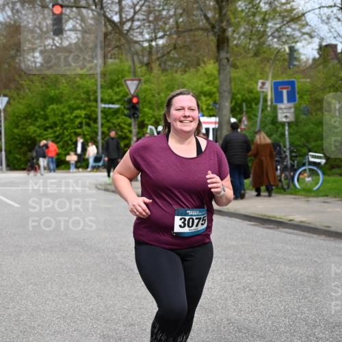 12.04.2026 - 45. Internationalen Wilhelmsburger Insellauf J. Mangold http://msf.ph/oto/9519917 12.04.2026 13:34:05 Ziel 3409, 3075 meine-sportfotos.de