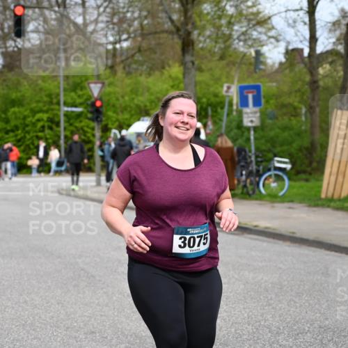 12.04.2026 - 45. Internationalen Wilhelmsburger Insellauf J. Mangold http://msf.ph/oto/9519920 12.04.2026 13:34:06 Ziel 3409, 3075 meine-sportfotos.de