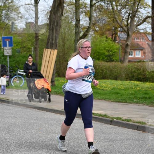 12.04.2026 - 45. Internationalen Wilhelmsburger Insellauf J. Mangold http://msf.ph/oto/9520037 12.04.2026 13:36:19 Ziel 5233, 3376, 2773 meine-sportfotos.de