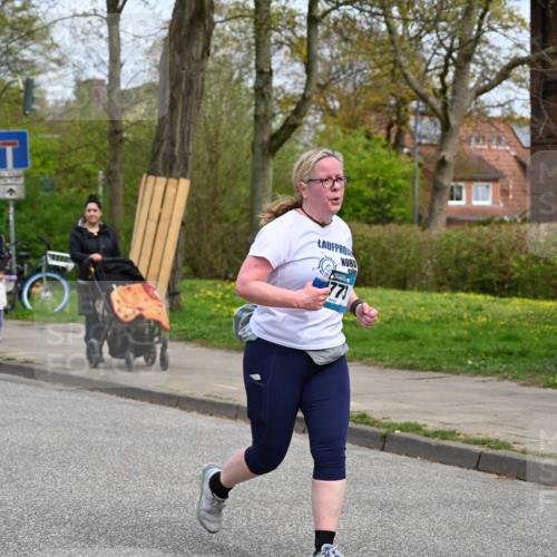 12.04.2026 - 45. Internationalen Wilhelmsburger Insellauf J. Mangold http://msf.ph/oto/9520038 12.04.2026 13:36:19 Ziel 5233, 3376, 2773 meine-sportfotos.de