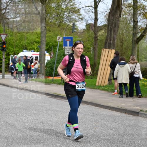 12.04.2026 - 45. Internationalen Wilhelmsburger Insellauf J. Mangold http://msf.ph/oto/9520052 12.04.2026 13:36:39 Ziel 2773, 3559, 5604 meine-sportfotos.de