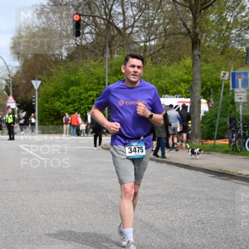 12.04.2026 - 45. Internationalen Wilhelmsburger Insellauf J. Mangold http://msf.ph/oto/9520058 12.04.2026 13:36:54 Ziel 2773, 3559, 5604, 3475 meine-sportfotos.de